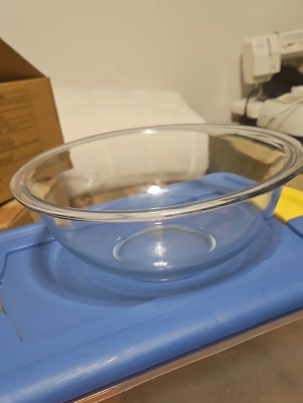 Pyrex Clear Glass Mixing Bowl